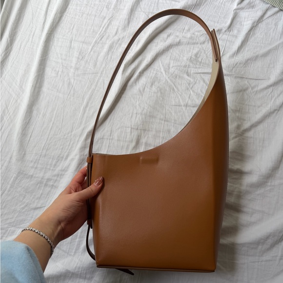 Aesther Ekme Demi Lune Bag in Tan - Picture 4 of 9